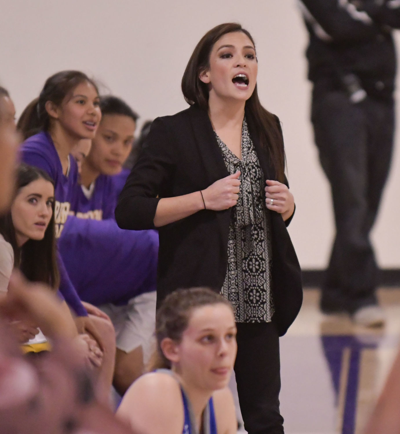 021518 LHS RHS g basketball 18.jpg